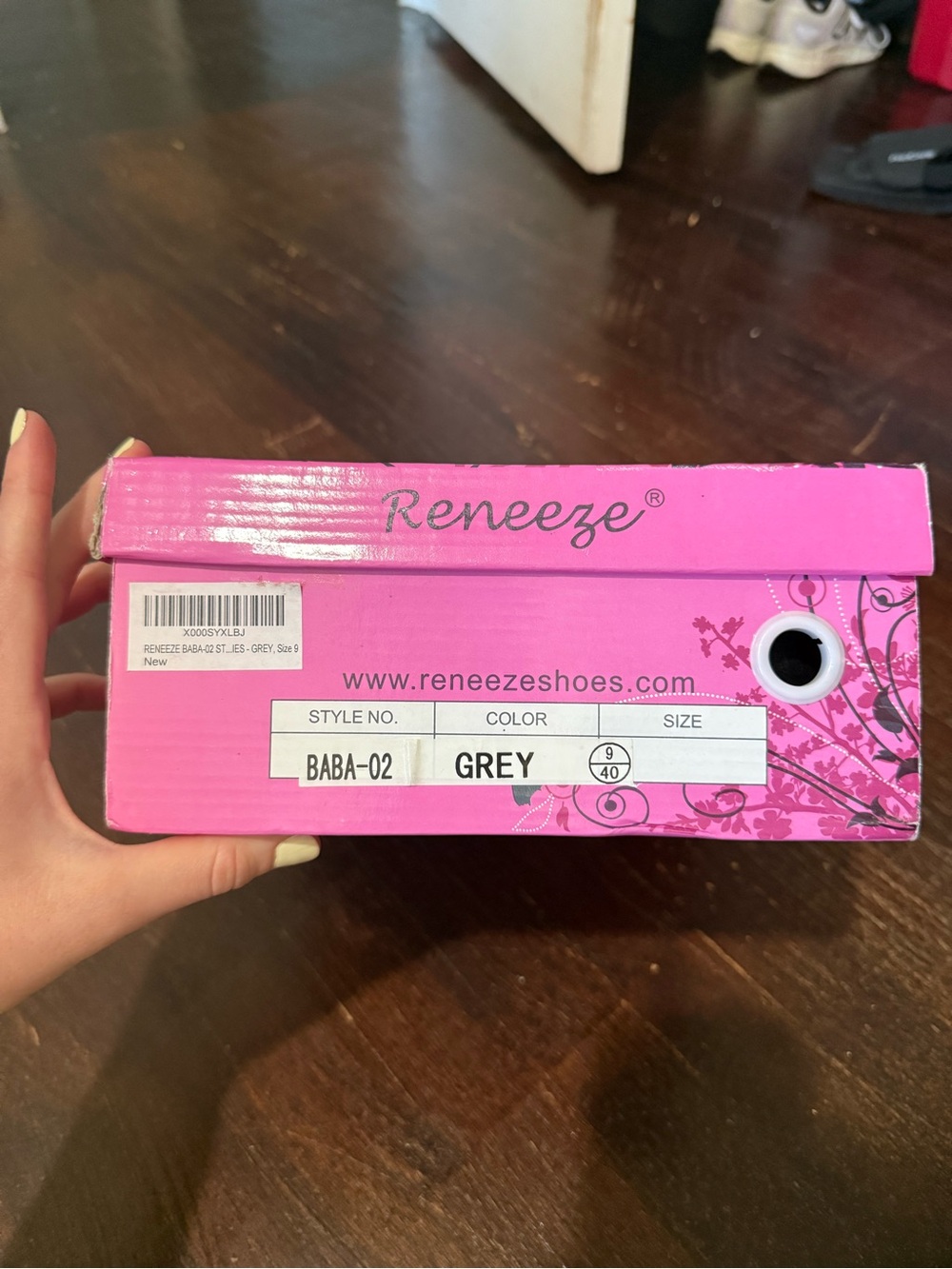Reneeze boots heals